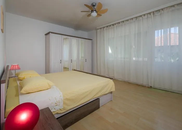 Garden Appartement Kaštela